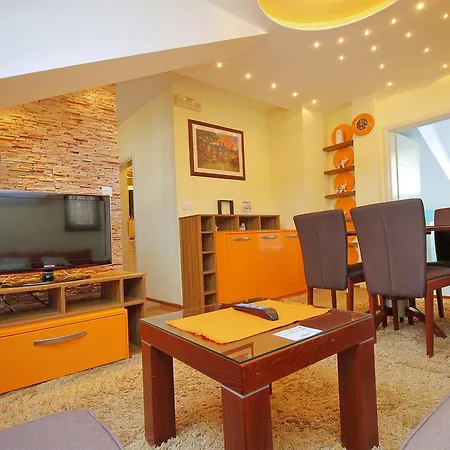 Apartment Radosti *